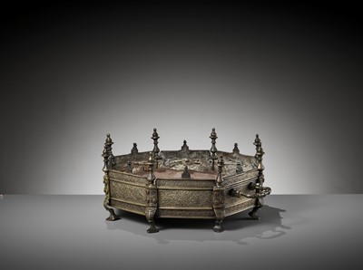 Lot 909 - AN OCTAGONAL BRASS BRAZIER, 17TH-18TH CENTURY