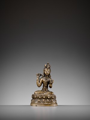Lot 372 - AN EARLY BRONZE FIGURE OF VAJRAPANI, 14TH – 15TH CENTURY