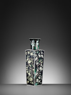 Lot 289 - A FAMILLE NOIRE ‘BIRDS AND PRUNUS’ SQUARE BALUSTER VASE, QING DYNASTY