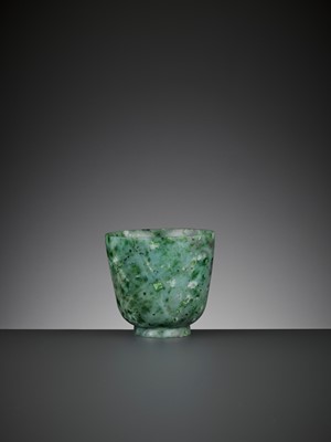 Lot 93 - A SPINACH-GREEN ‘FERN FROST’ JADE CUP, QING DYNASTY