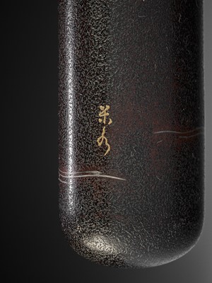 Lot 342 - TOSUI: A SUPERB INLAID LACQUER KISERUZUTSU WITH A WAGTAIL
