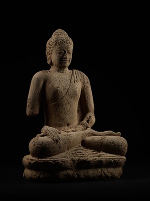 Lot 206 - A RARE AND LARGE ANDESITE FIGURE OF BUDDHA, CENTRAL JAVANESE PERIOD, SHAILENDRA DYNASTY