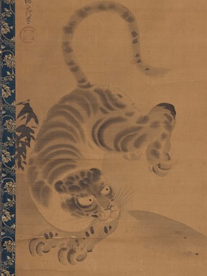 Lot 1186 - AFTER KANO NAGANOBU (1434-1530): A KANO SCHOOL SCROLL PAINTING OF A TIGER