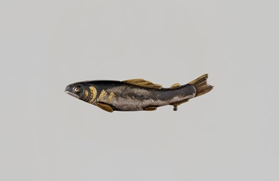 A FINE SILVER-MOUNTED OBIDOME (SASH CLIP) DEPICTING A FISH