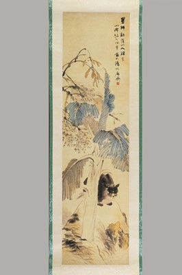 Lot 1062 - A FINE SCROLL PAINTING OF A CAT BEHIND A TREE