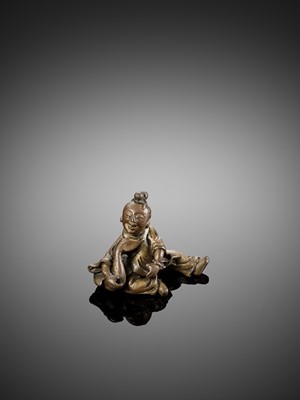 Lot 10 - A FIGURAL BRONZE SCROLL WEIGHT, MING DYNASTY