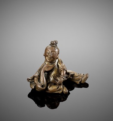 Lot 10 - A FIGURAL BRONZE SCROLL WEIGHT, MING DYNASTY