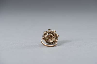 Lot 1382 - AN OPAL-SET OTTOMAN STYLE GOLD RING