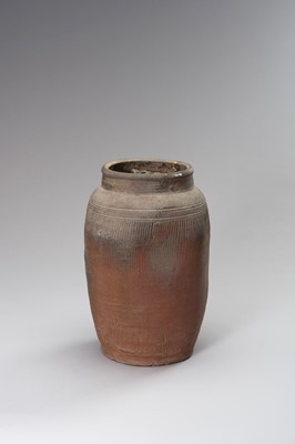 Lot 714 - AN INTERESTING CERAMIC AMPHORA FILLED WITH COINS