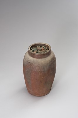 Lot 714 - AN INTERESTING CERAMIC AMPHORA FILLED WITH COINS
