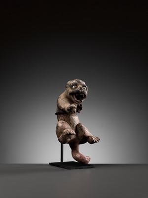 Lot 51 - A CARVED WOOD FIGURE OF A MONGOOSE