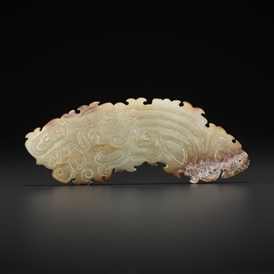 Lot 816 - A WHITE AND RUSSET JADE ORNAMENT, WESTERN ZHOU